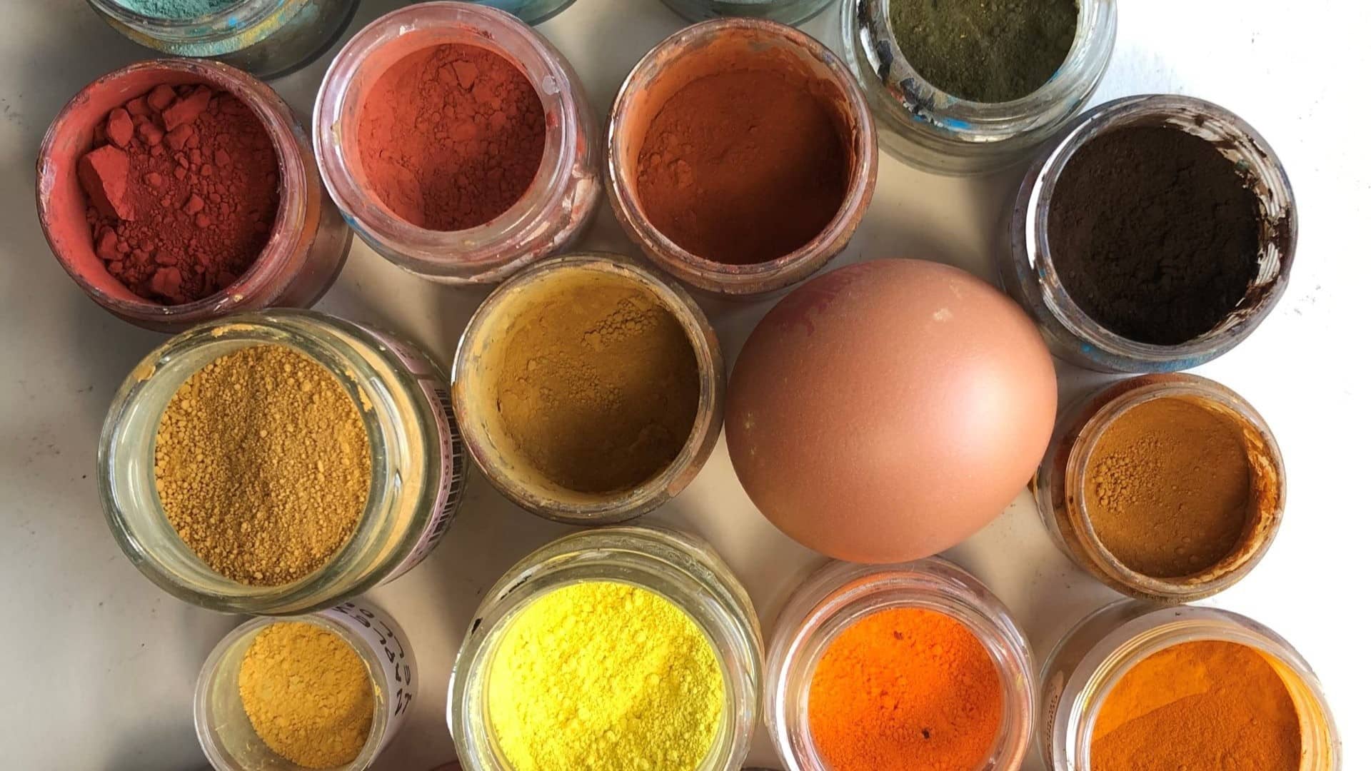 Exoloring Egg tempera1c